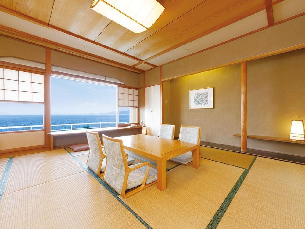 Karatsu Seaside Hotel Esterno foto